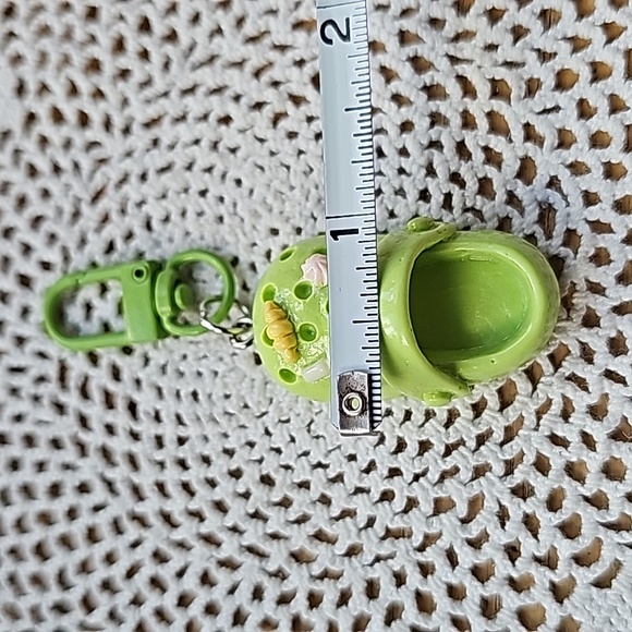 Cute Croc Keychain  - Green New - Picture 4 of 4